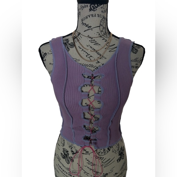 NWT Lavender Peekaboo Top | Adjustable Fit - Picture 2 of 8